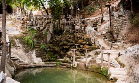 Pond in the middle of the labyrinth. The Labyrinth of Josep Pujiula, Argelaguer, Spain.