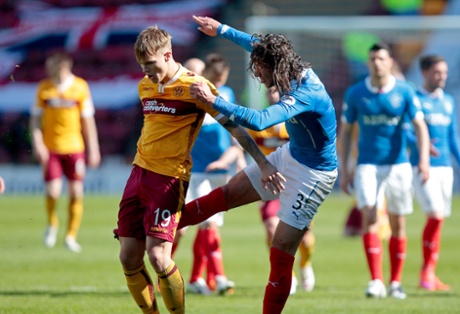 Lee Erwin is kicked by Bilel Mohsni.