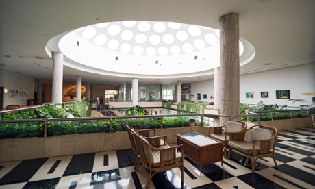 Foyer of the Habana Libre in 2014.