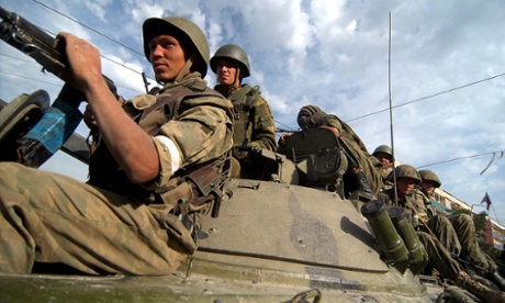 Russian troops enter the Georgian town of Gori in August 2008.