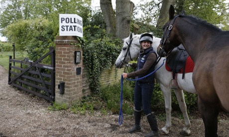 This is a picture from a polling station in 2015, not 215.