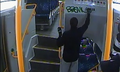 sydney trains graffiti