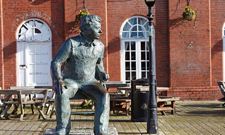 A statue of Dylan Thomas.