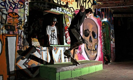 Coletivo Caverna House