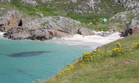 One of Achmelvich's two beaches.