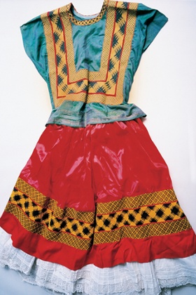frida kahlo's dress
