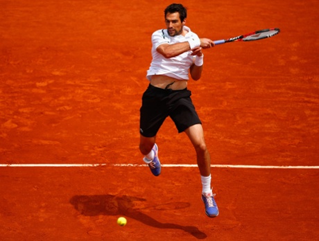 Chardy in full flight against Murray.