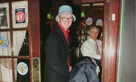 Television presenter Chris Evans goes into the pub before presenting 'TFI Friday'.