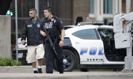 Dallas police officers