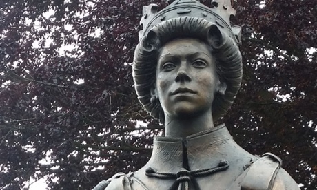 A statue of Queen Elizabeth II was unveiled at  Runnymede, on Sunday as part of the Magna Carta celebrations.