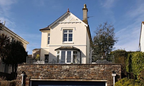 Mary Berry's holiday home, the Old Manse, Salcombe, is available for £800,000 via marchandpetit.co.