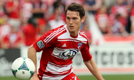 Zach Loyd in action for FC Dallas.