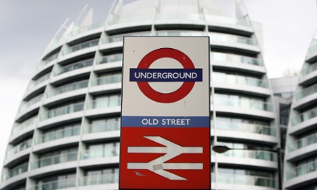 Sign for Old Street underground station