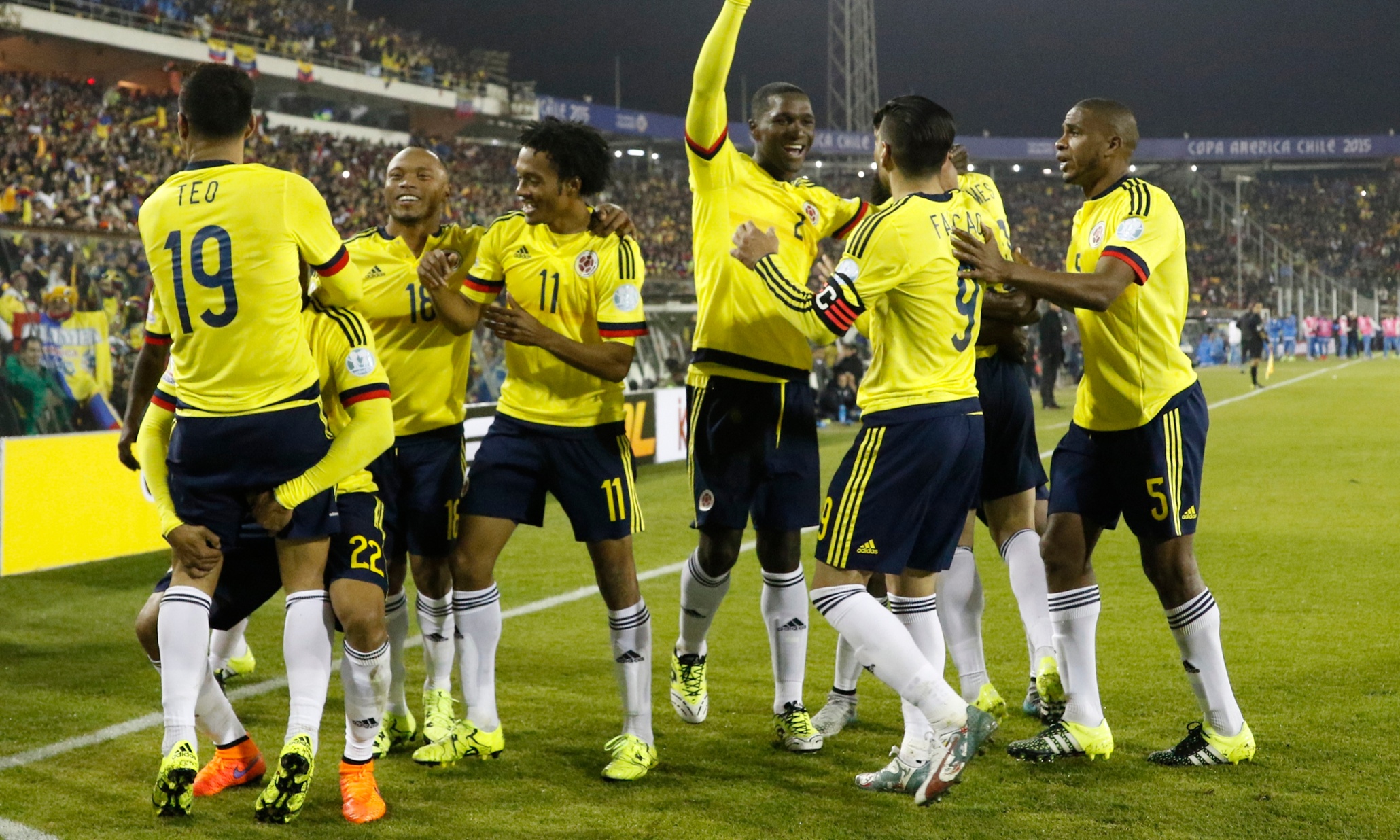   2015: Brazil 0 1 Colombia â€“ as it happened   Football   The Guardian  football brazil vs colombia live
