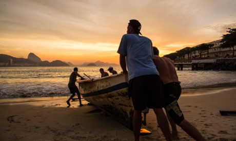 The fishermen It was a beautiful sunrise at Copacabana beach!