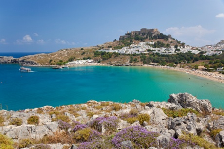 Lindos, Rhodes, Greece --- Lindos Beach, Lindos, Rhodes Island, Dodecanese Islands, Greece --- Image by   Peter Adams/CorbisAegean IslandsbaybeachcoastcoveDodecanese IslandsEuropeGreeceincidental peopleLindosmarine scenenobodyRhodesSouth Aegean Peripherytravelurban scenewater