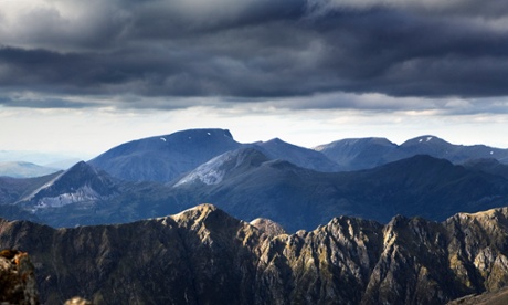 The Ben Nevis range seen from the top of Stob Coire nan Lochan.