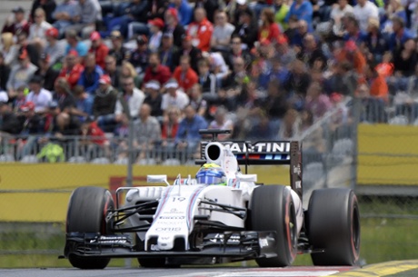 Massa, keeps ahead of Vettel.