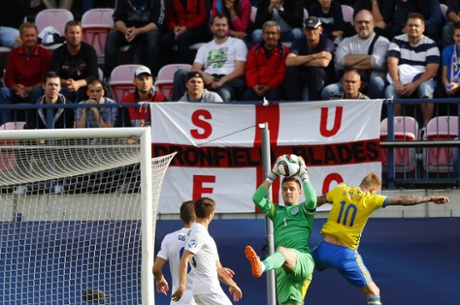 Jack Butland, saves a shot on goal by John Guidetti.