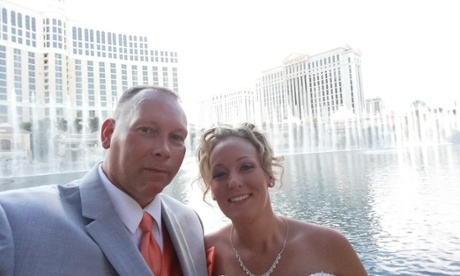 Katie and Aaron at the Bellagio fountains.