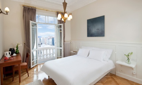 Armada Pera, Istanbul