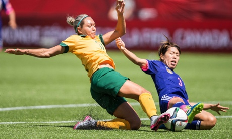 Simon's shot is blocked by Iwashimizu (Getty Images).