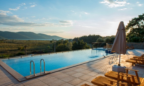 The Azmakhan Deluxe, a fittingly low-key hotel.