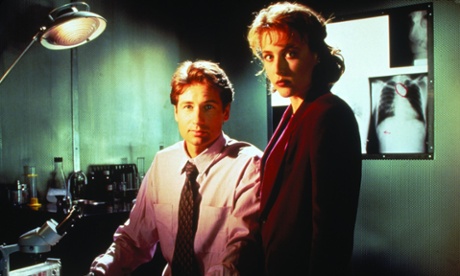 David Duchovny and Gillian Anderson in The X Files.