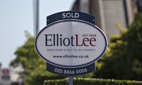 Elliot Lee estate agents sign