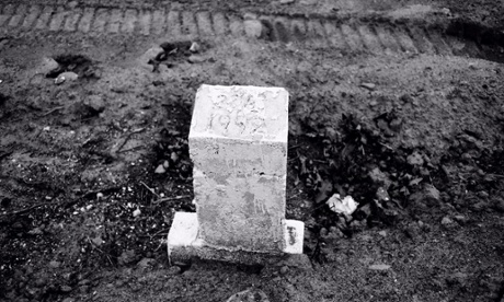 Hart Island gravestone
