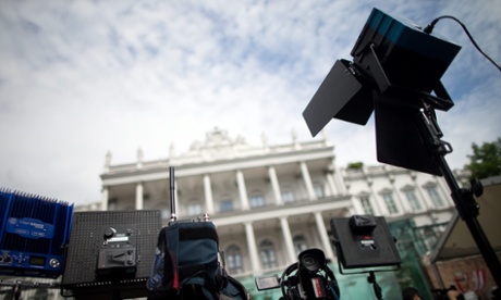 Ready for action.  Cameras outside the Palais Coburg Hotel in Vienna, where a comprehensive nuclear deal is being negotiated.  EPA/GEORG HOCHMUTH