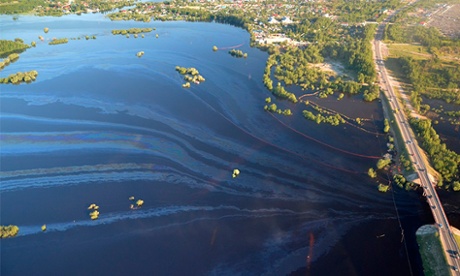 The pipeline leak has contaminated floodwater from the Ob river. 