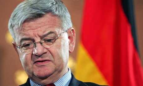 Joschka Fischer says Washington takes a dim view of a UK outside the EU.