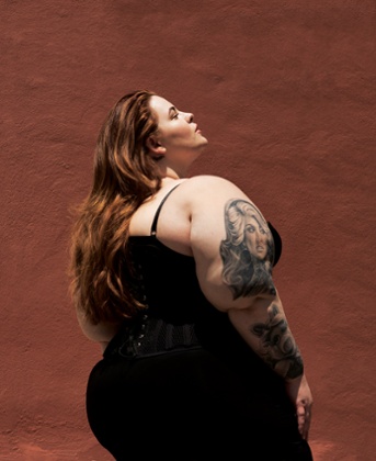 Tess Holliday shoot (side)
