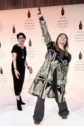Ali Smith at the Baileys prize awards ceremony, with judge Shami Chakrabarti.