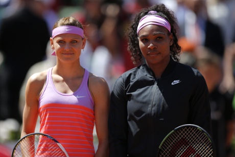 The two protagonists line up before the start of the match.