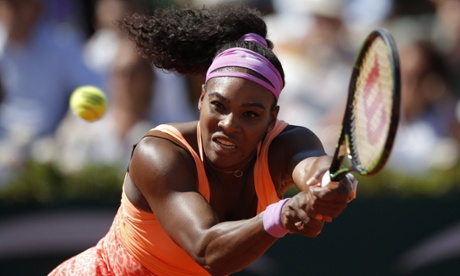 Serena Williams focuses as she returns to Safarova.