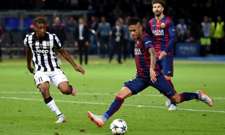 Neymar scores Barcelona's third goal in the Champions League final