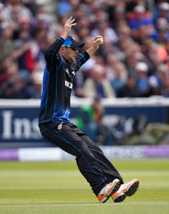 Matt Henry takes the catch to dismiss Alex Hales.