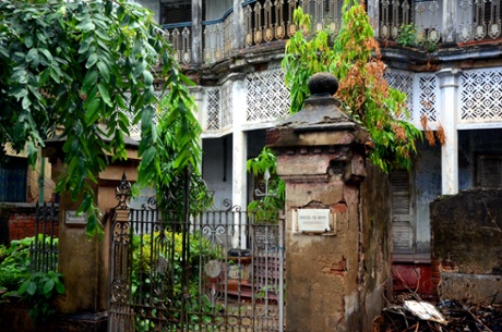 A house on Hindustan Park, Kolkata.