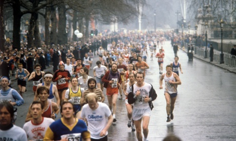runners in a road race