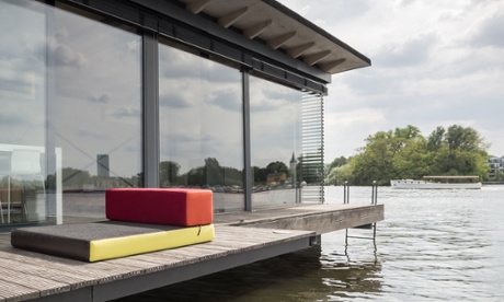Modern Houseboat in Berlin