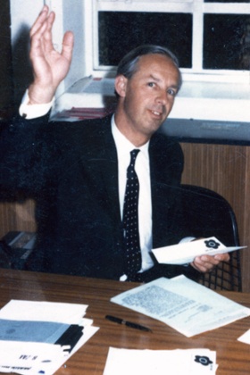 Archie McNair fell in love with Chelsea, and in 1952 opened the Alister Jourdan studio at 128 King's Road, perfectly situated for the debutante portrait trade