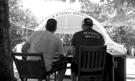 On stage at Arootsakoostik 2014