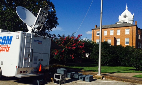 Satellite van, Monroeville