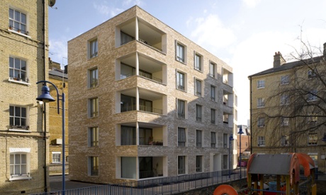 The building completes the Peabody estate in Whitechapel, filling in a WWII bomb site.