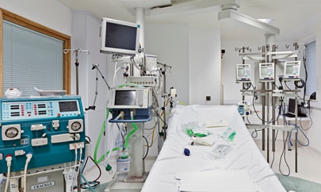 An empty intensive care bed.