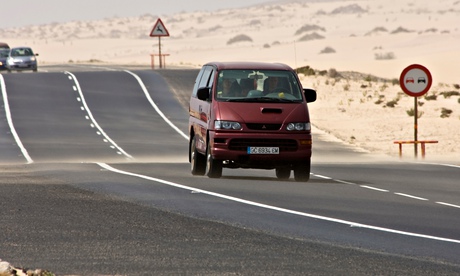 A car driving on a Spanish road