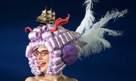 Children’s illustrator Sarah McIntyre is calling for co-author credits.