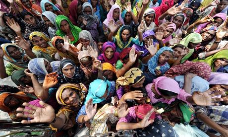 Pakistani women muslim charities